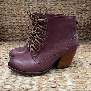 Kork-Ease Leather‎ Heeled Ankle Boots